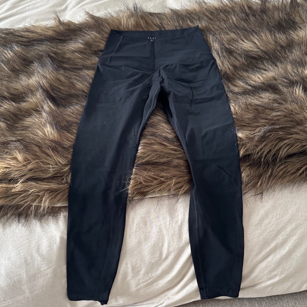 Tavi Women's Classic Black Leggings
